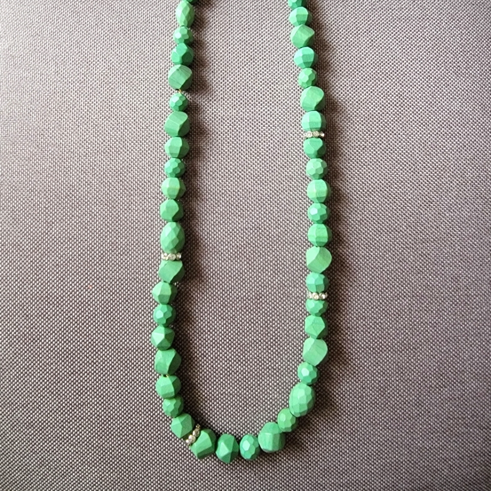 💰🌟 3 for $13 J. Crew NWT Green Beaded Necklace